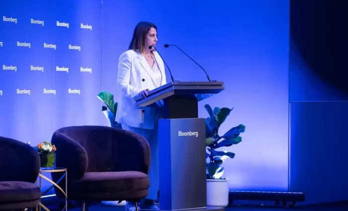 Νέα εποχή μεταρρυθμίσεων και εξωστρέφειας - Το μήνυμα της Ε. Πική