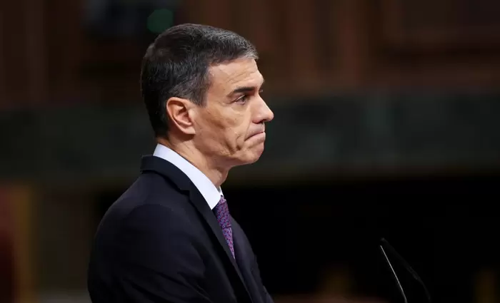 Ισπανία: Δεν παραιτείται ο Σάντσεθ μετά τα σκάνδαλα - Παρουσίασε σχέδιο κατά της διαφθοράς