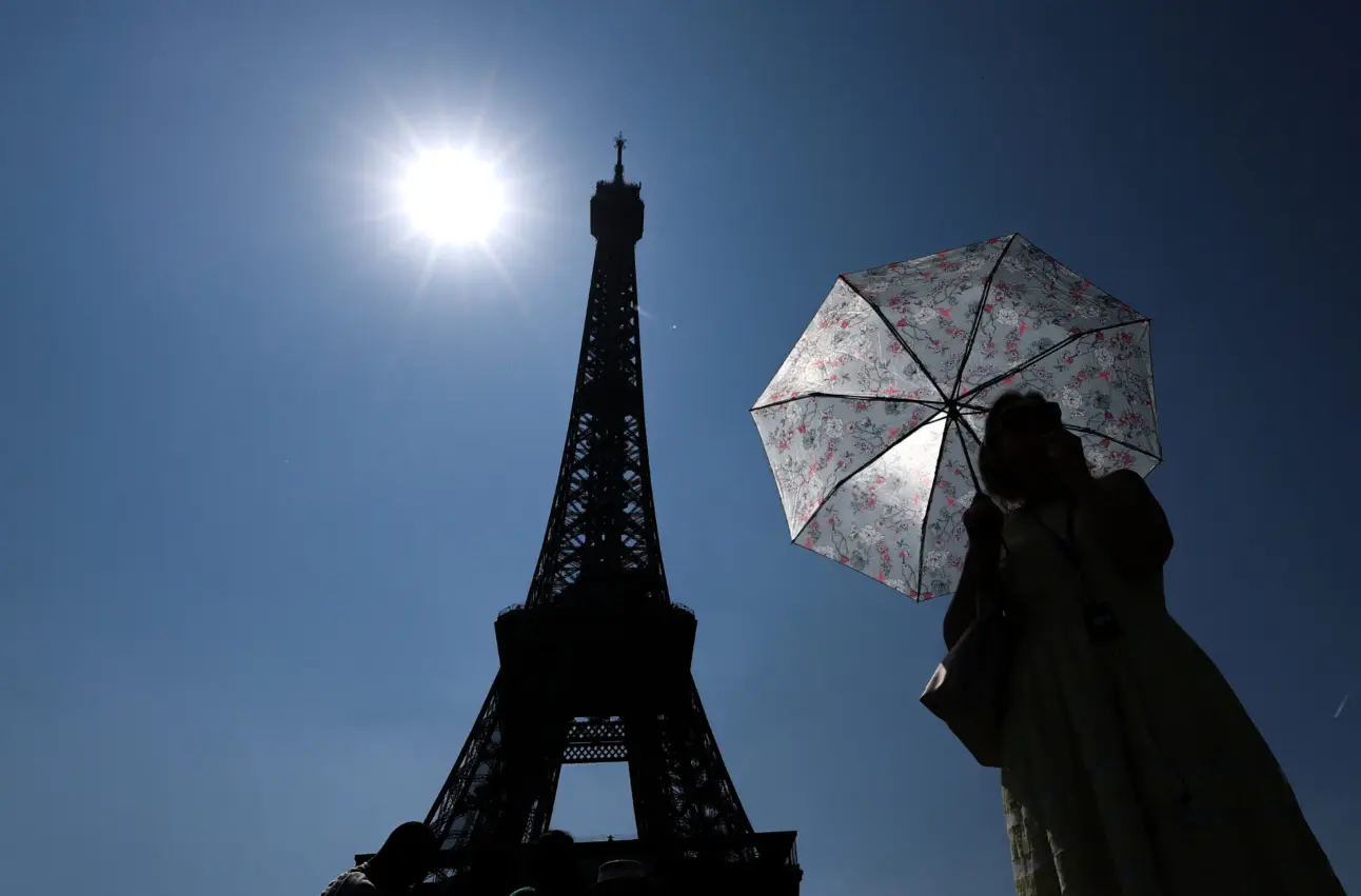 Πώς οι αγορές «εκτόπισαν» τη Γαλλία από τον πυρήνα στην περιφέρεια του ευρώ