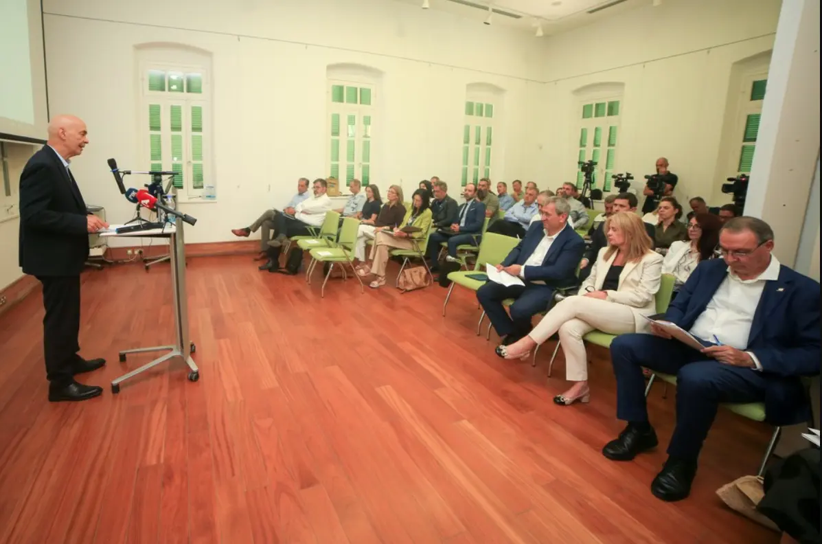 Ο Βαφεάδης προήδρευσε στη δημόσια διαβούλευση για τη Στρατηγική λιμένων της ΕΕ