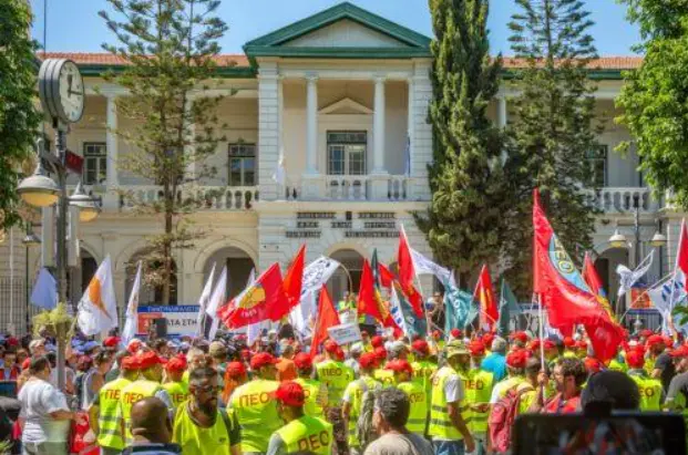 Στη Λεμεσό ένωσαν δυνάμεις συντεχνίες και εργαζόμενοι για την παναπεργία