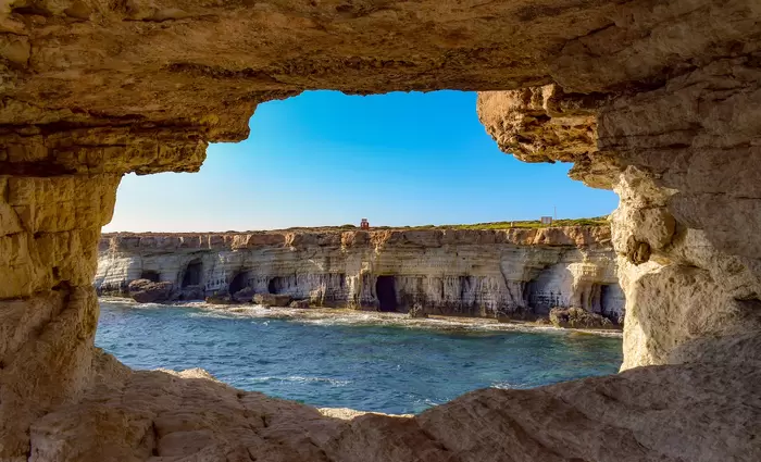 Βρετανοί, Ισραηλινοί και Πολωνοί οι πιο ανοιχτοχέρηδες τουρίστες τον Ιανουάριο