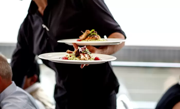 Χαλάρωση μέτρων με εκπλήξεις - Τι ανοίγει και πότε