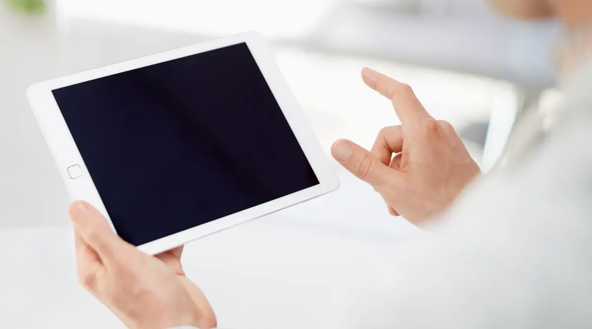 Πλέον θα ελέγχουμε το tablet μόνο με τη σκέψη;