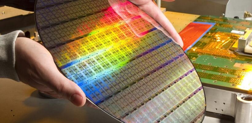 Εξαιρέσεις δασμών σε τσιπ για Amazon, Google, Microsoft - Το σχέδιο Τραμπ