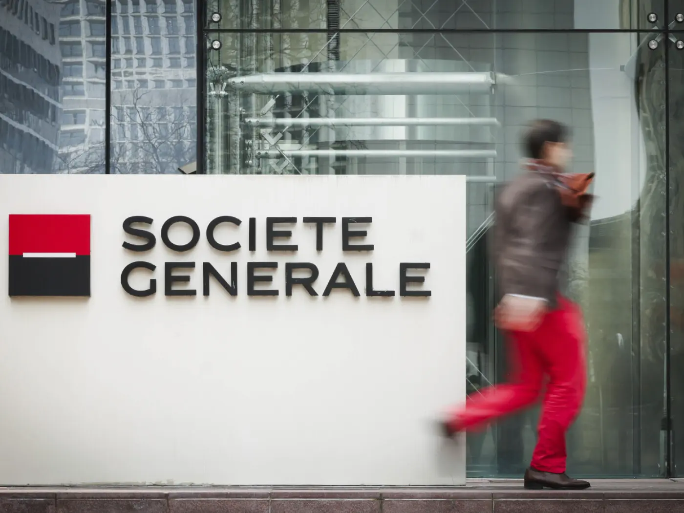 Societe Generale: Ανακοίνωσε πρόγραμμα επαναγοράς μετοχών 1,5 δισ. ευρώ