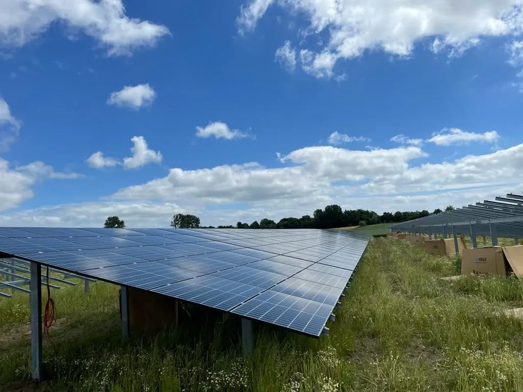 Κατά 35% αυξήθηκαν οι ηλιακές εγκαταστάσεις στη Γερμανία στις αρχές του 2024