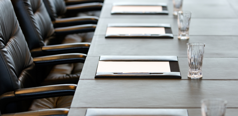 «Στον πάγο» Ρώσος μέτοχος κυπριακής τράπεζας