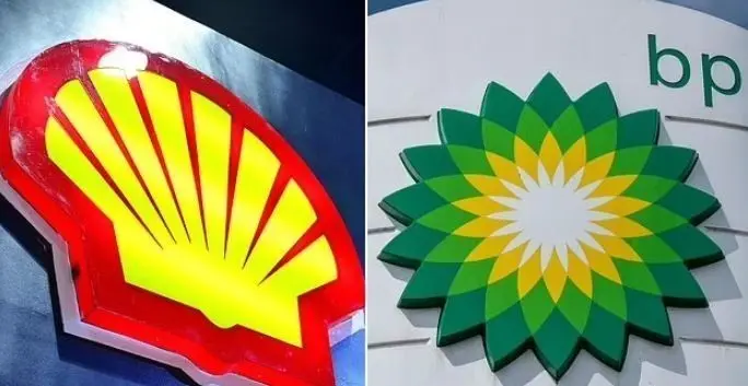 Η Shell διαψεύδει τα σενάρια εξαγοράς της BP: «Καμία πρόθεση για πρόταση»