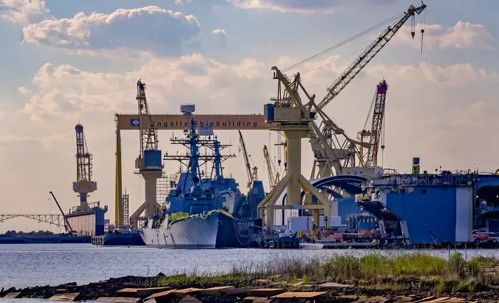 Φιλόδοξο, αλλά δύσκολο το σχέδιο Τραμπ για 250 πλοία «Made in USA»