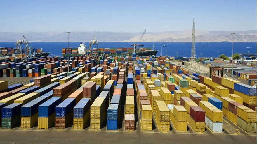 Κέρδη ρεκόρ για τις εταιρείες με πλοία μεταφοράς εμπορευματοκιβωτίων