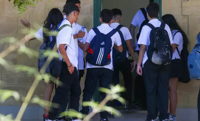 Στους λογαριασμούς οικογενειών από σήμερα τα €150 για ενίσχυση μαθητών