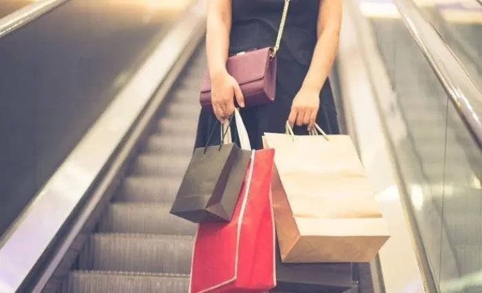 Συνεχίζει την πορεία ανάκαμψης το λιανικό εμπόριο