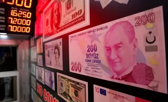 Υποχωρεί η τουρκική λίρα μετά τις συνεχείς ανατιμήσεις