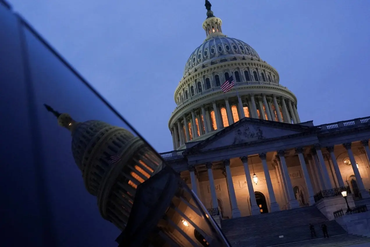 SOS από Ρέι Ντάλιο: Το χρέος πνίγει τις ΗΠΑ, ένας νέος εμφύλιος γεννιέται