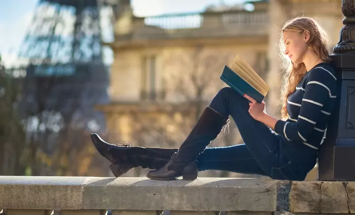 Στην Action Global Communications η Student.com