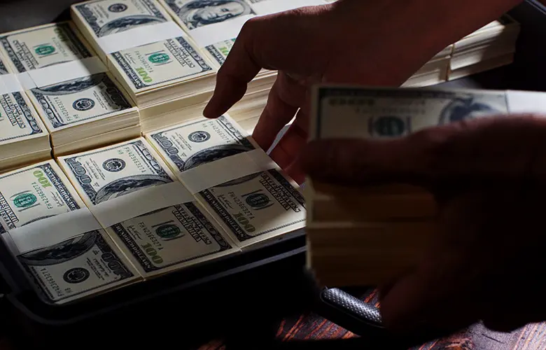 ΔΝΤ: Φόρο στους πλούσιους για αντιμετώπιση της πανδημίας