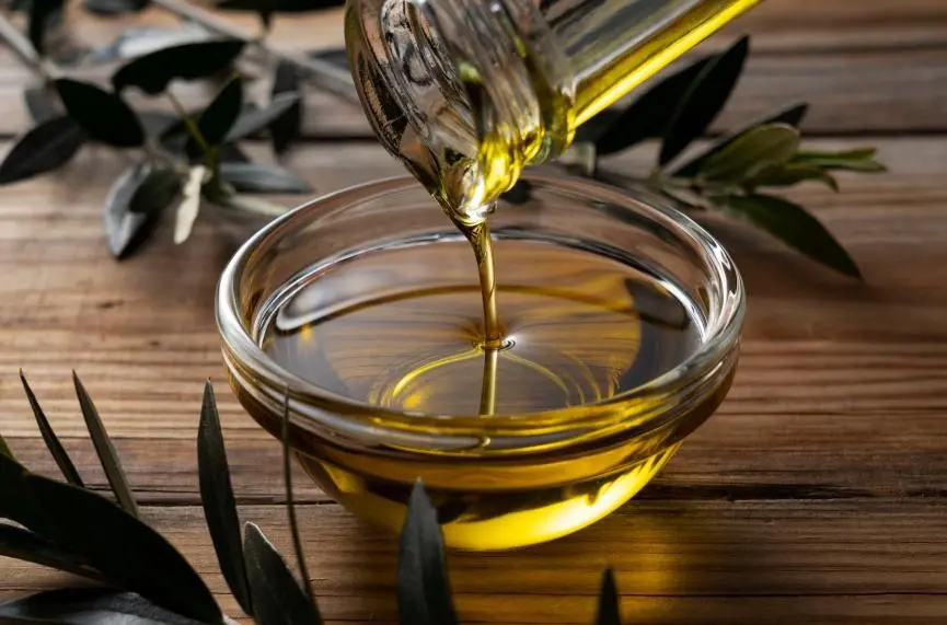 Ελαιόλαδο: Οι Ισπανοί παραγωγοί υποκύπτουν στον Τραμπ για να αποφύγουν τους δασμούς