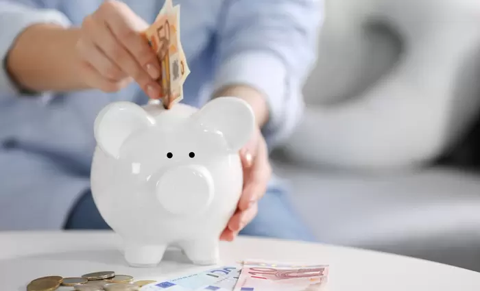Βάζουν λεφτά στην άκρη οι Κύπριοι – €330 εκ. καταθέσεις σε ένα μηνά