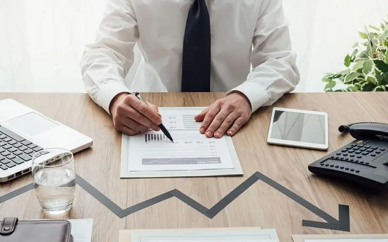 Έρευνα: Σταμάτησε η ανάπτυξη επιχειρήσεων Ευρωζώνης τον Ιούλιο