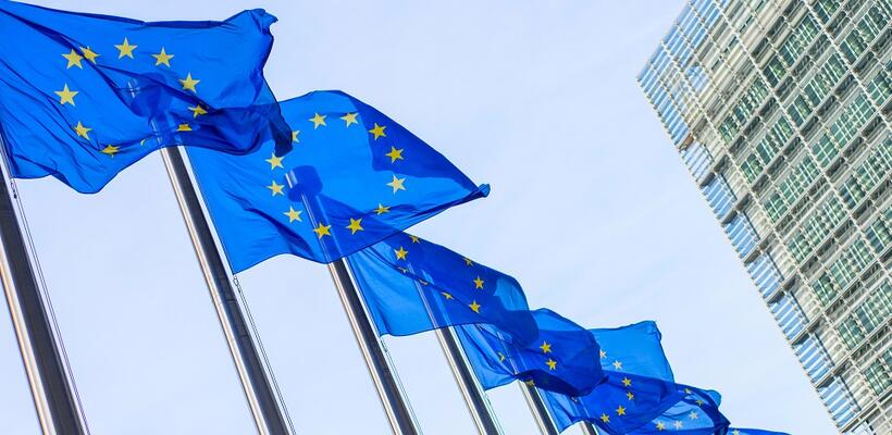 Πρόστιμα Κομισιόν σε μεγάλες τράπεζες για καρτέλ