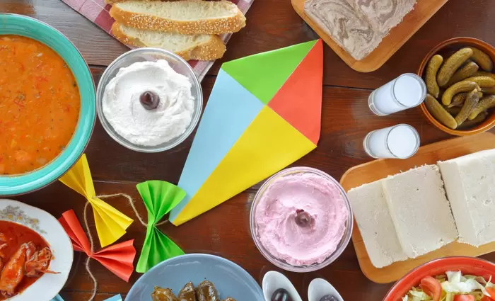 Τόσα θα κοστίσει το τραπέζι της Καθαράς Δευτέρας