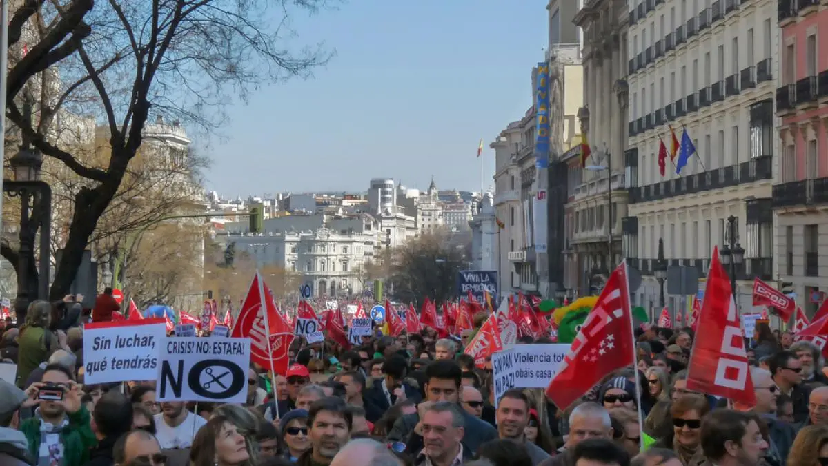 Μεγάλη διαδήλωση στην Μαδρίτη κατά των περικοπών κονδυλίων