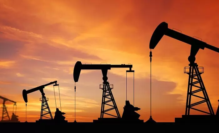 Πετρέλαιο: Τι φέρνει τη νέα «βουτιά» στις τιμές