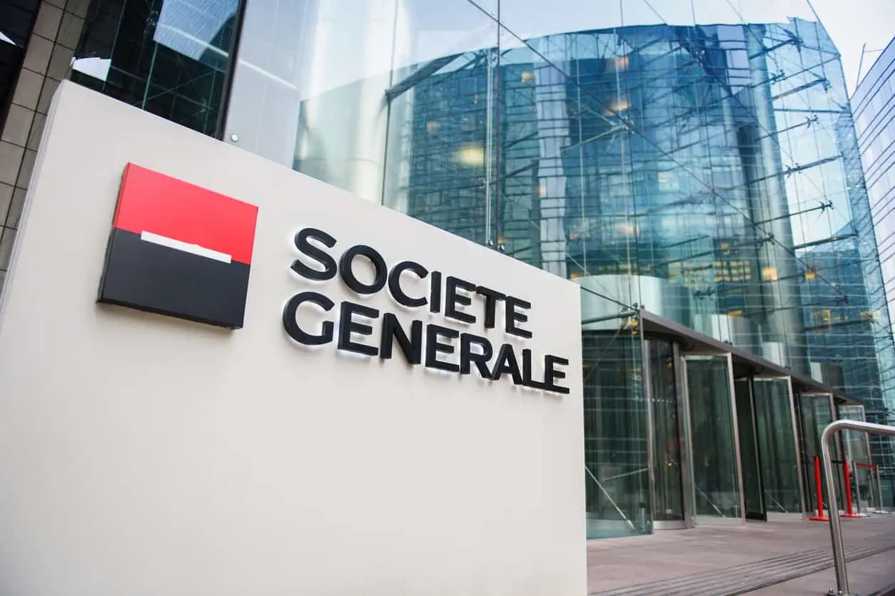 Societe Generale:  Επενδυτική βαθμίδα για Ελλάδα στις 20 Οκτωβρίου ή 1 Δεκεμβρίου