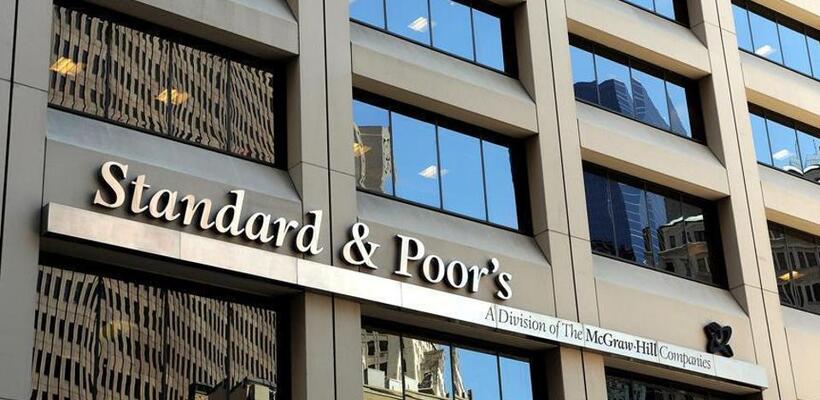 S&P: Οι 3 κίνδυνοι για τις ευρωπαϊκές τράπεζες