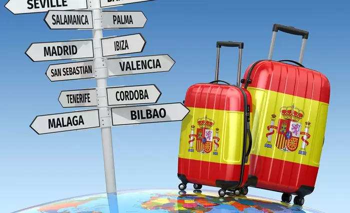 Ανοίγει τις πόρτες η Ισπανία για όλου του κόσμου τους εμβολιασμένους