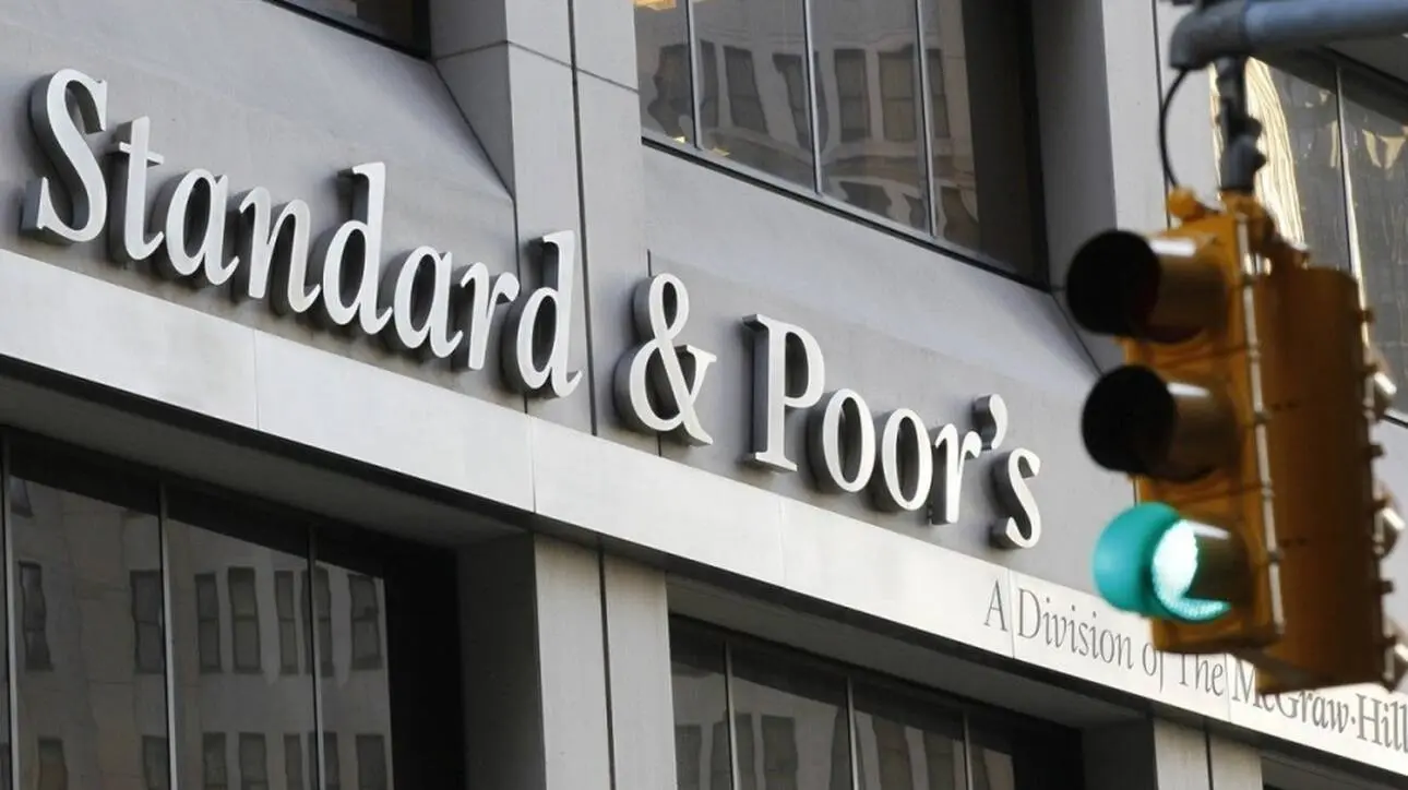 S&P: Αναθεώρηση προοπτικής της Κυπριακής Οικονομίας σε θετική