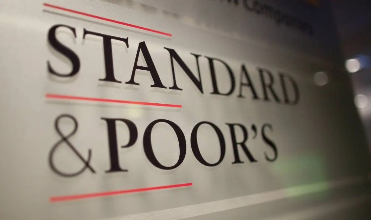 S&P: Η Κύπρος ανάμεσα στις πρώτες χώρες που θα πληγεί από το Brexit