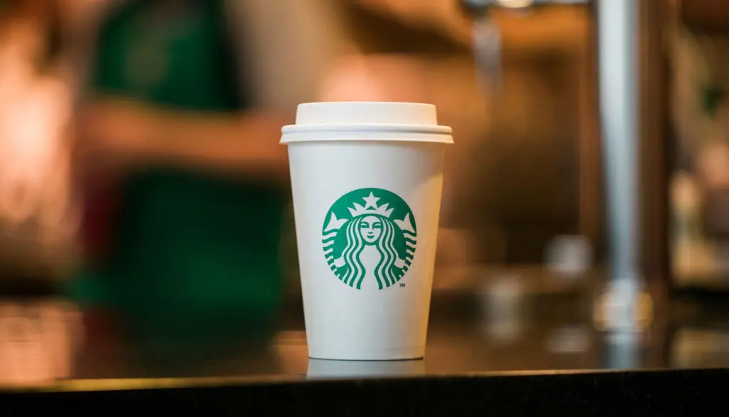 Τα Starbucks ζητούν προσωπικό στη Λευκωσία