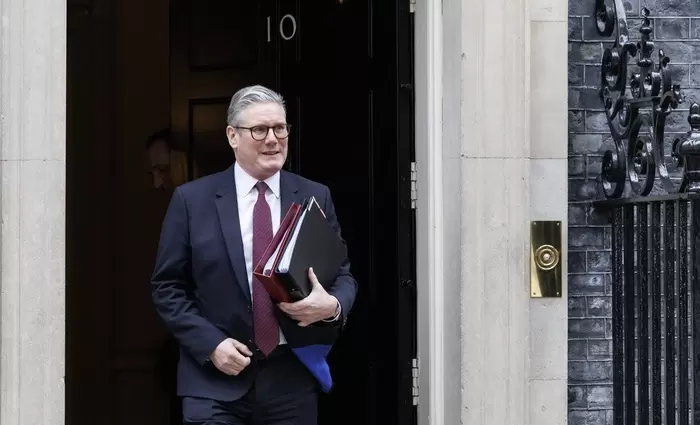 Βρετανία: Παραιτήθηκε και ο διευθυντής Επικοινωνίας του πρωθυπουργού Κιρ Στάρμερ