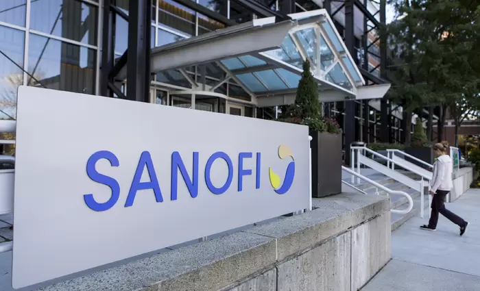 Γαλλία: Στόχος η κυκλοφορία εμβολίου τον Ιούνιο