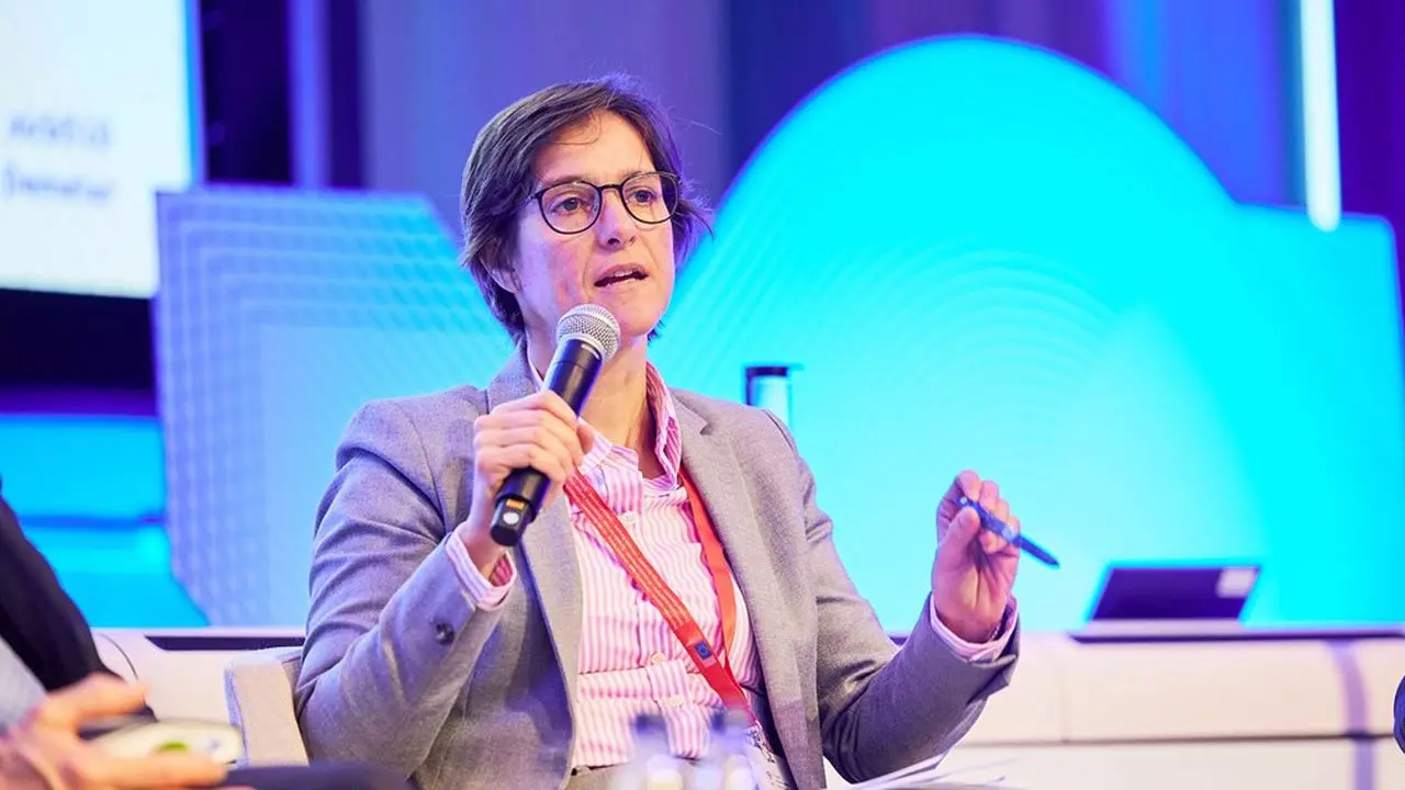 Στεφανί Ρισό: Η γυναίκα που κινεί τα νήματα του προϋπολογισμού €1,8 τρισ. της ΕΕ