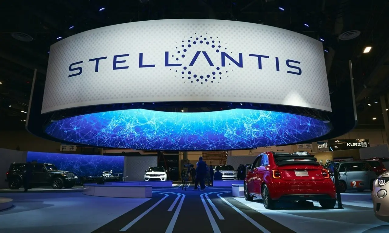 Stellantis: Στροφή στην Αμερική με επένδυση $10 δισ. εν μέσω δασμών Τραμπ και ευρωπαϊκής κρίσης