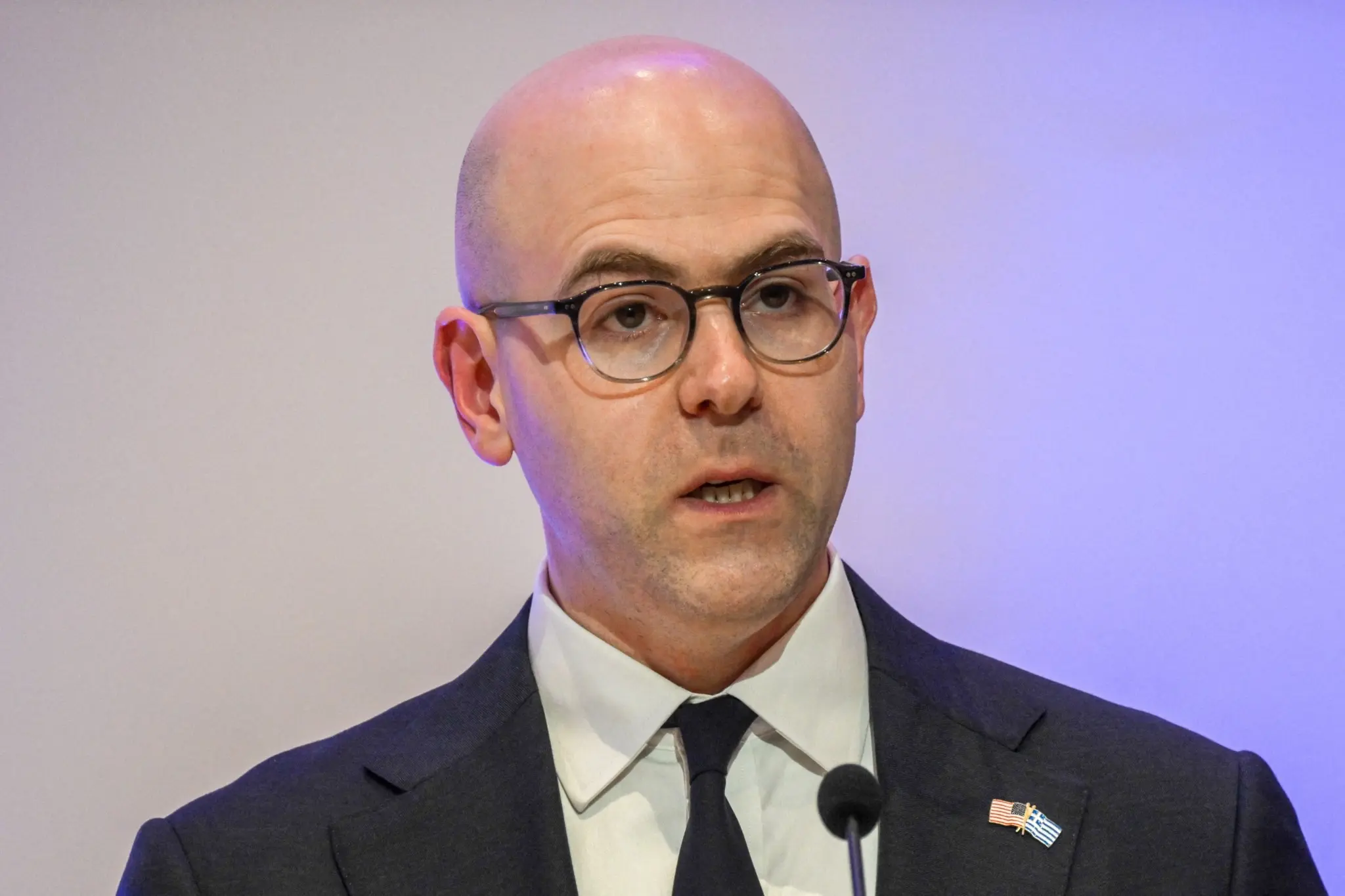 Fed: Παραίτηση Μίραν από τον Λευκό Οίκο εν μέσω πιέσεων και διαδοχής Πάουελ