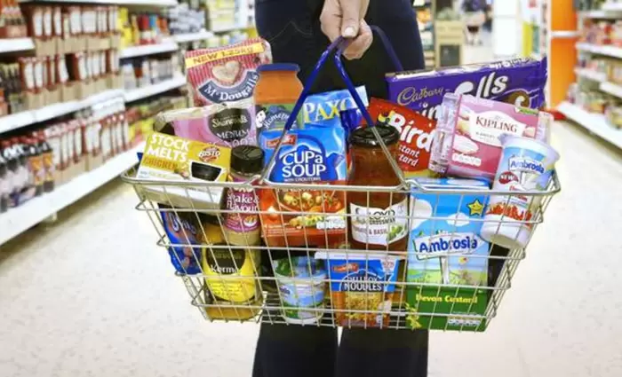 Οι Βρετανοί μαζεύουν 