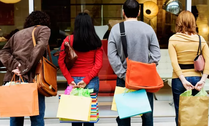 Μειωμένοι τζίροι και αβεβαιότητα στις επιχειρήσεις