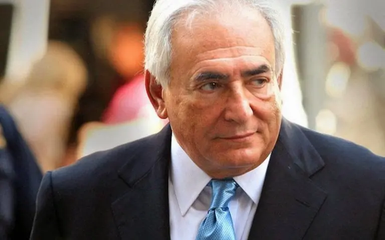 Στρος Καν: Οι χώρες που εξαρτώνται από τον τουρισμό θα καταστραφούν οικονομικά