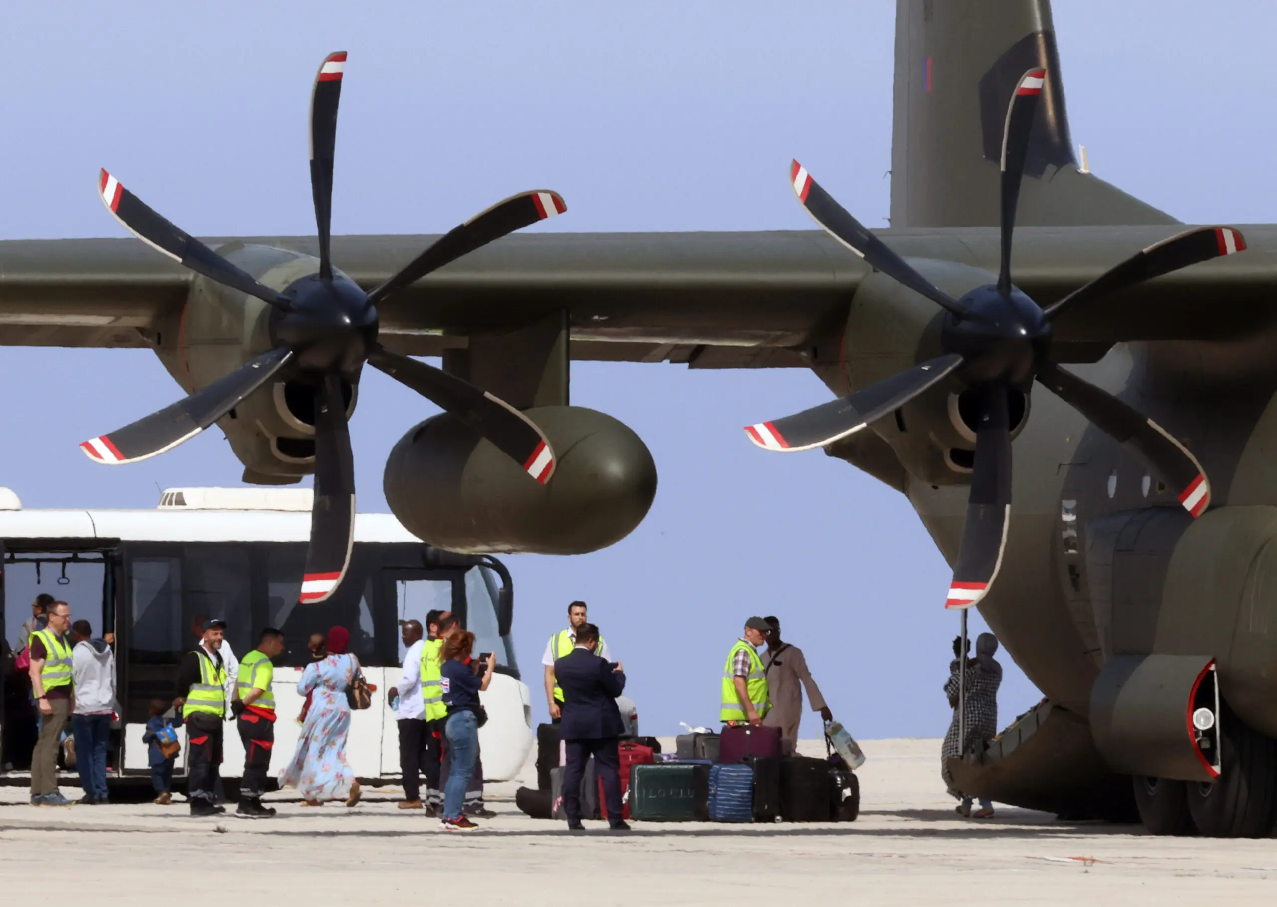 Σε πλήρη εφαρμογή το «Εστία» - Έτοιμη η Κύπρος για εκκενώσεις πολιτών