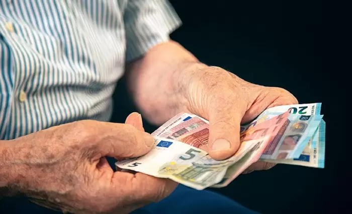 Εγκρίθηκε νομοσχέδιο για συνταξιοδοτικά ωφελήματα στο δημόσιο