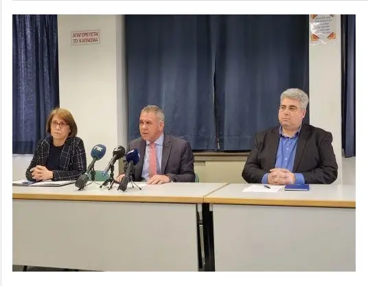 Διάλογο ή μέτρα: Προειδοποίηση συντεχνιών για απασχόληση εργαζομένων τρίτων χωρών