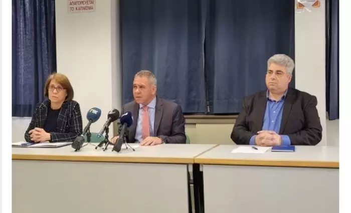 Διάλογο ή μέτρα: Προειδοποίηση συντεχνιών για απασχόληση εργαζομένων τρίτων χωρών