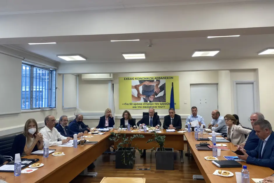 Συστράτευση συντεχνιών για το θέμα της ΑΤΑ και στο βάθος μέτρα