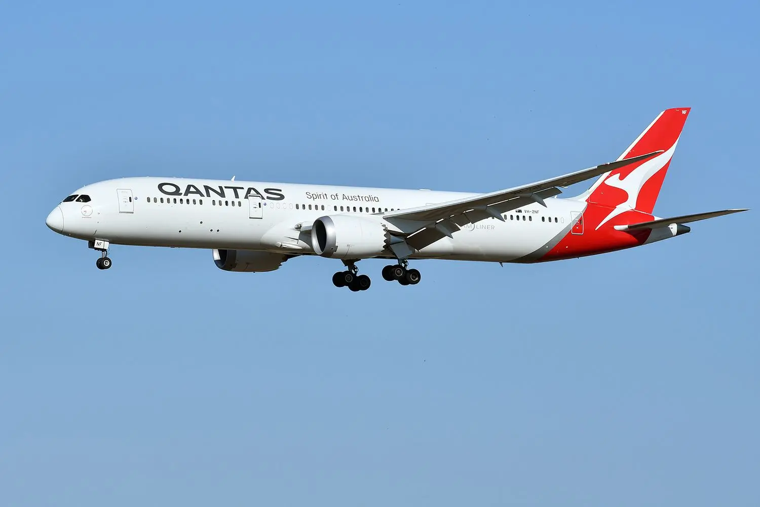 Θρίλερ με πτήση αεροσκάφους της Qantas προς Σίδνεϊ