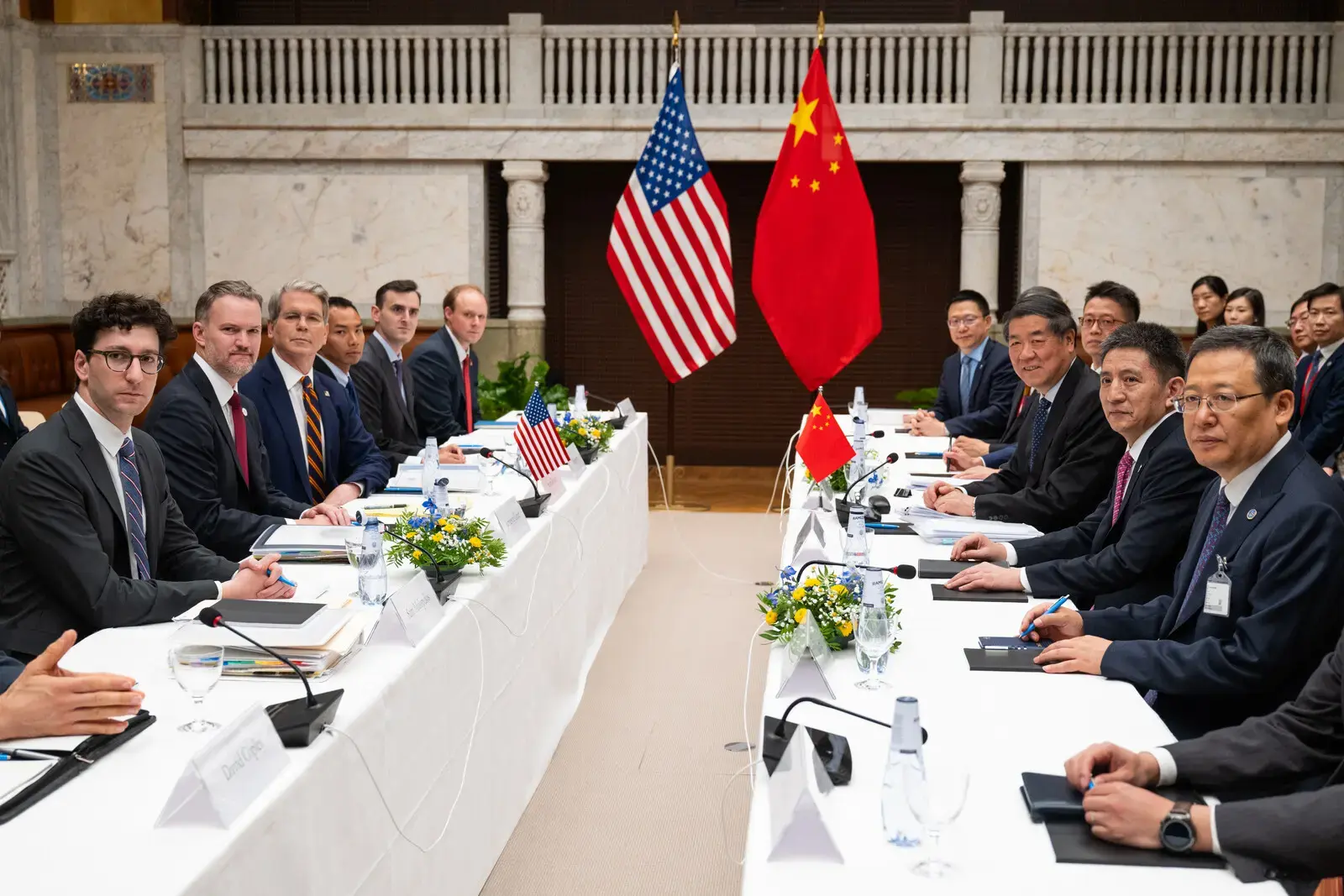 Στον Τραμπ η… τελευταία λέξη για δασμολογική εκεχειρία ΗΠΑ – Κίνας