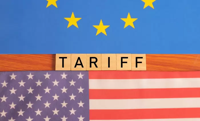 Oxford Economics: Οι δασμοί δεν θα περιορίσουν τις καταναλωτικές δαπάνες στην Ευρώπη